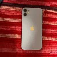 گوشی آیفون ۱۱ نرمال یاسی