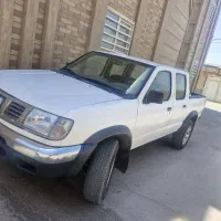 نیسان پیکاب ۸۱