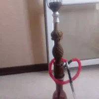 یک عدد قلیان کامل و یک عدد تنه چوبی