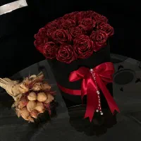 گل کادویی زرشکی