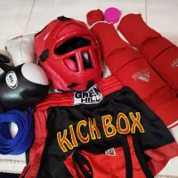لوازم ورزشی کیک بوکسینگ