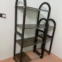 یک تخت آرایشگاهی و یک ویترین سالم درحد نو|آرایشگاه و سالن‌های زیبایی|هشتگرد, هشتگرد قدیم|دیوار