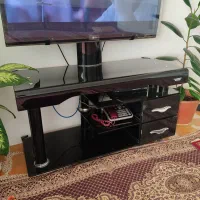 زیر تلویزیون در حد نو
