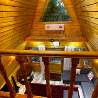 کلبه سوئیسی جکوزی دار گیله سوسو(با صبحانه رایگان)|اجارهٔ کوتاهمدت ویلا و باغ|کوچصفهان, |دیوار