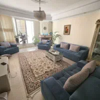 مبلمان راحتی و میز غذاخوری