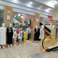 فروش فوری مغازه تجاری نزدیک حرم جلو پله برقی
