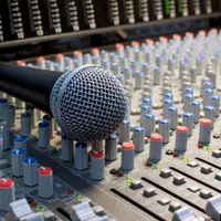 مداح مراسم تشیع و ختم ،قاری قرآن و سخنران