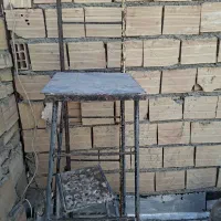 چهارپایه فلزی