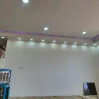 سفیدکاری و لکه گیری .کاغذ دیواری و کفپوش .کناف و