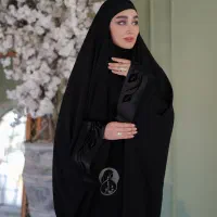 فروشنده پوشاک زنانه