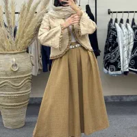 فروشنده خانم نیمه وقت