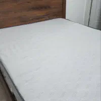 تشک خوشخواب در حد نو|تشک تختخواب|گلبهار, شهر جدید گلبهار|دیوار