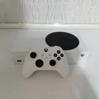 کنسول xbox series s  به همراه گیمپس 1 ماهه|کنسول، بازی ویدئویی و آنلاین|جیرفت, |دیوار