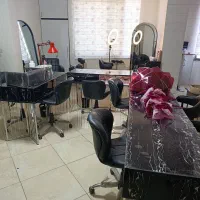 دعوت به همکاری در سالن زیبایی