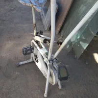 دوچرخه ثابت برای ورزش در حیاط