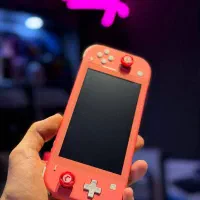 nintendo switch LITE red|کنسول، بازی ویدئویی و آنلاین|مشهد, سجاد شهر|دیوار