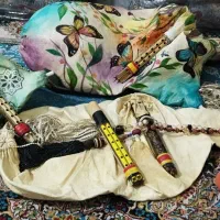 نی انبان|سازهای بادی|اصفهان, همدانیان|دیوار