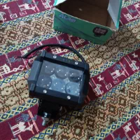 پروژکتور . چراغ پلیسی. آینه . بوق