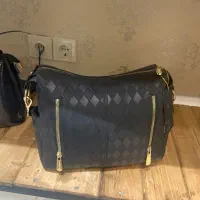 کیف زنانه|کیف، کفش، کمربند|لاهیجان, شیشه گران|دیوار