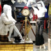 فروش فوری و یکجای اجناس فروشگاه زنانه