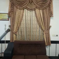 پرده و کتیبه
