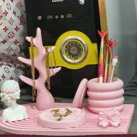 مجسمه. ماکت هدیه روز مادر