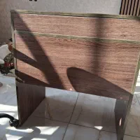 میز تحریر و آرایشی