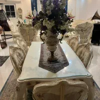 مبل و میز نهارخوری سلطنتی