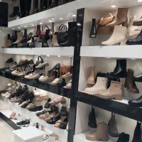 به یک انبار دار آقا نیازمندیم|استخدام خدمات فروشگاه و رستوران|رشت, بازار|دیوار