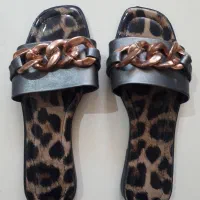 دمپایی زنانه طرح پنلگ