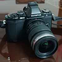 دوربین بدون آینه اولمپوس OLYMPUS E.M5|دوربین عکاسی و فیلم‌برداری|یزد, |دیوار