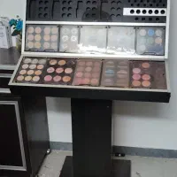 استند ارایشی مشکی