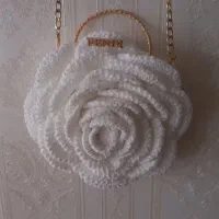 انواع کیف های دست بافت بارنگ های مختلفی