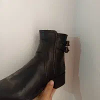 نیم بوت|کیف، کفش، کمربند|مسجد سلیمان, |دیوار