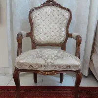 صندلی چوب راش در حد نو