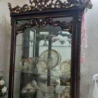 ویترین خوشگل و سالم  با چوب راش