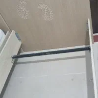 تخت خواب وکمد