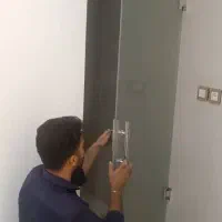 درب برقی و شیشه سکوریت|خدمات پیشه و مهارت|داراب, |دیوار