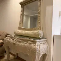 آینه و کنسول