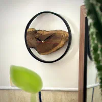 ساعت دیواری چوبی