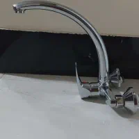 شیر آب بزرگ .