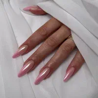 کاشت و ترمیم ناخن حرفه ای