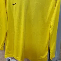 پیراهن و شورت دروازه بانی