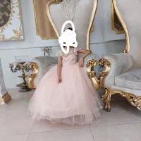 لباس عروس در حد نو شیک وتمیز