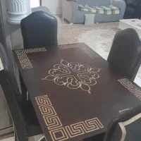 فروش یه عدد کمد و میز نهار خوری همراه صندلی|میز و صندلی غذاخوری|رشت, استقامت ۱|دیوار