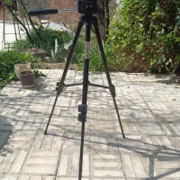 پایه دوربین عکاسی