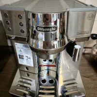 قهوه ساز اسپرسو ساز دلونگیEC850Mm.