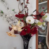 گل با گلدان زیبا