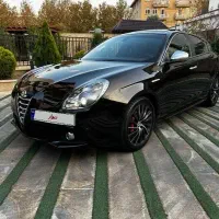 الفارومئو جولیتا