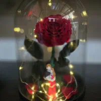 رز جاودان دیو و دلبر